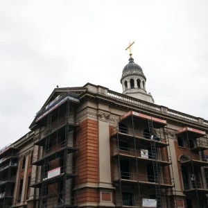 Image of the Federal Reserve building under renovation